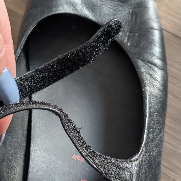 Vintage Prada Sport | Y2K Black Leather Mary Jane Driving Flats Shoes - Picture 5 of 10